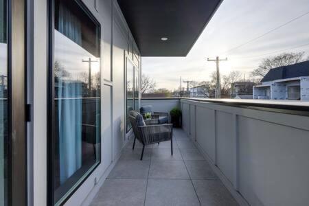 The Ireland - Rooftop Views, 9 Min To Broadway Villa Nashville Bagian luar foto